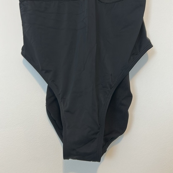 Hilor Women’s Black One-Piece Swimsuit, Medium - Picture 5 of 12